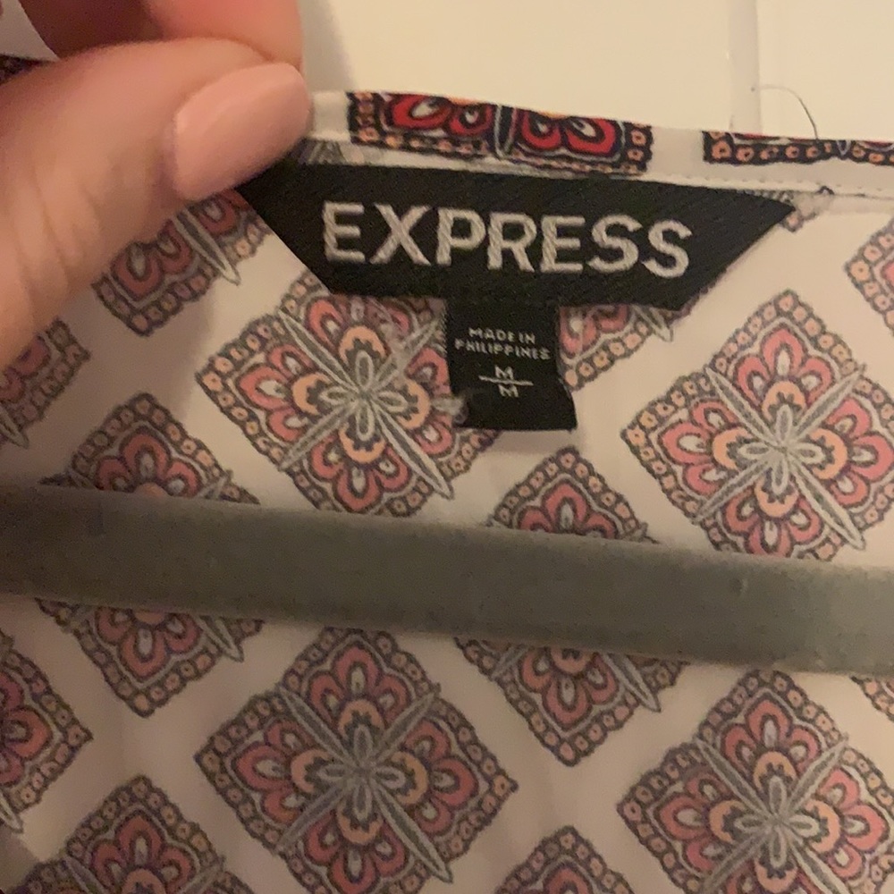 Express Blouse - Picture 3 of 4